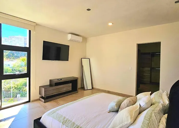 Amazing Panoramic View From Penthouse In Pedregal Apartamento